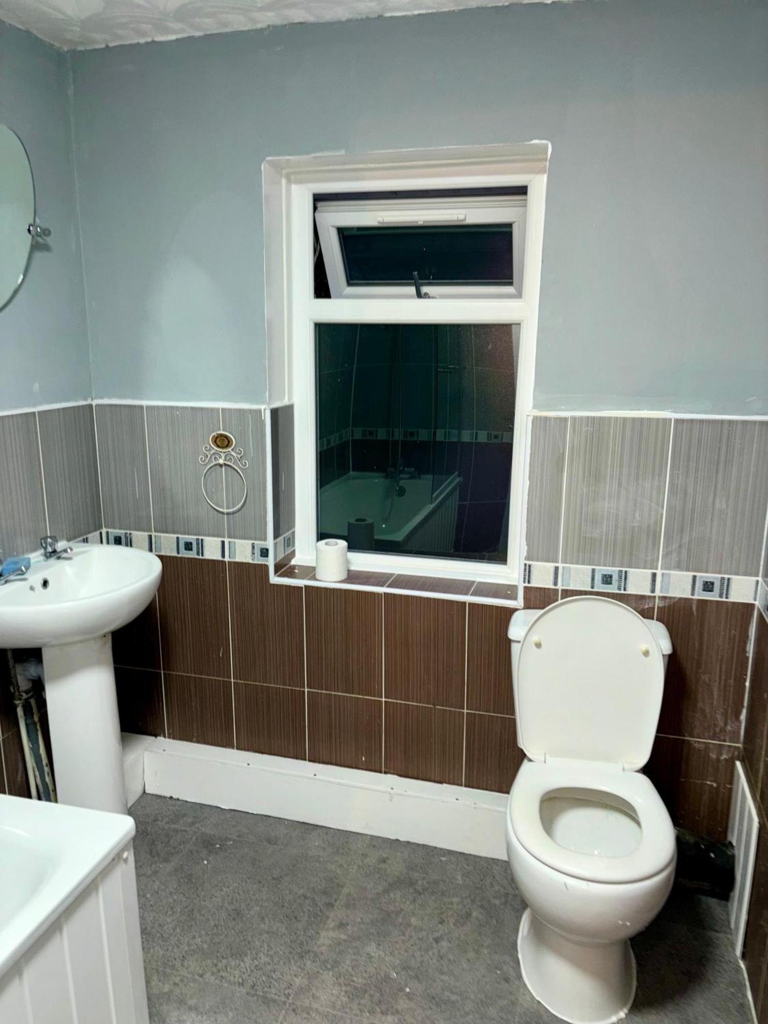 מלון דאדלי Stainless Guests House מראה חיצוני תמונה