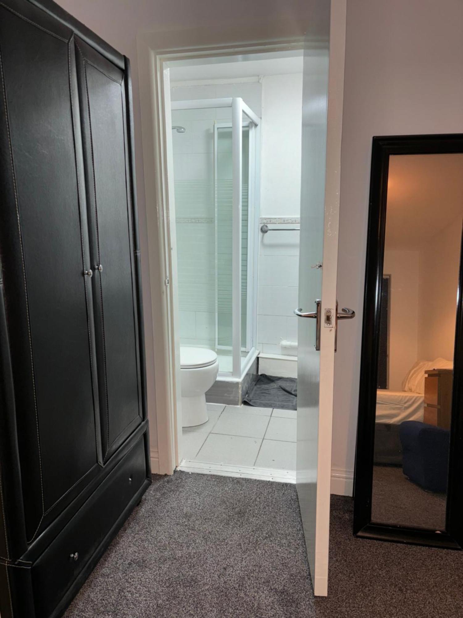 מלון דאדלי Stainless Guests House מראה חיצוני תמונה
