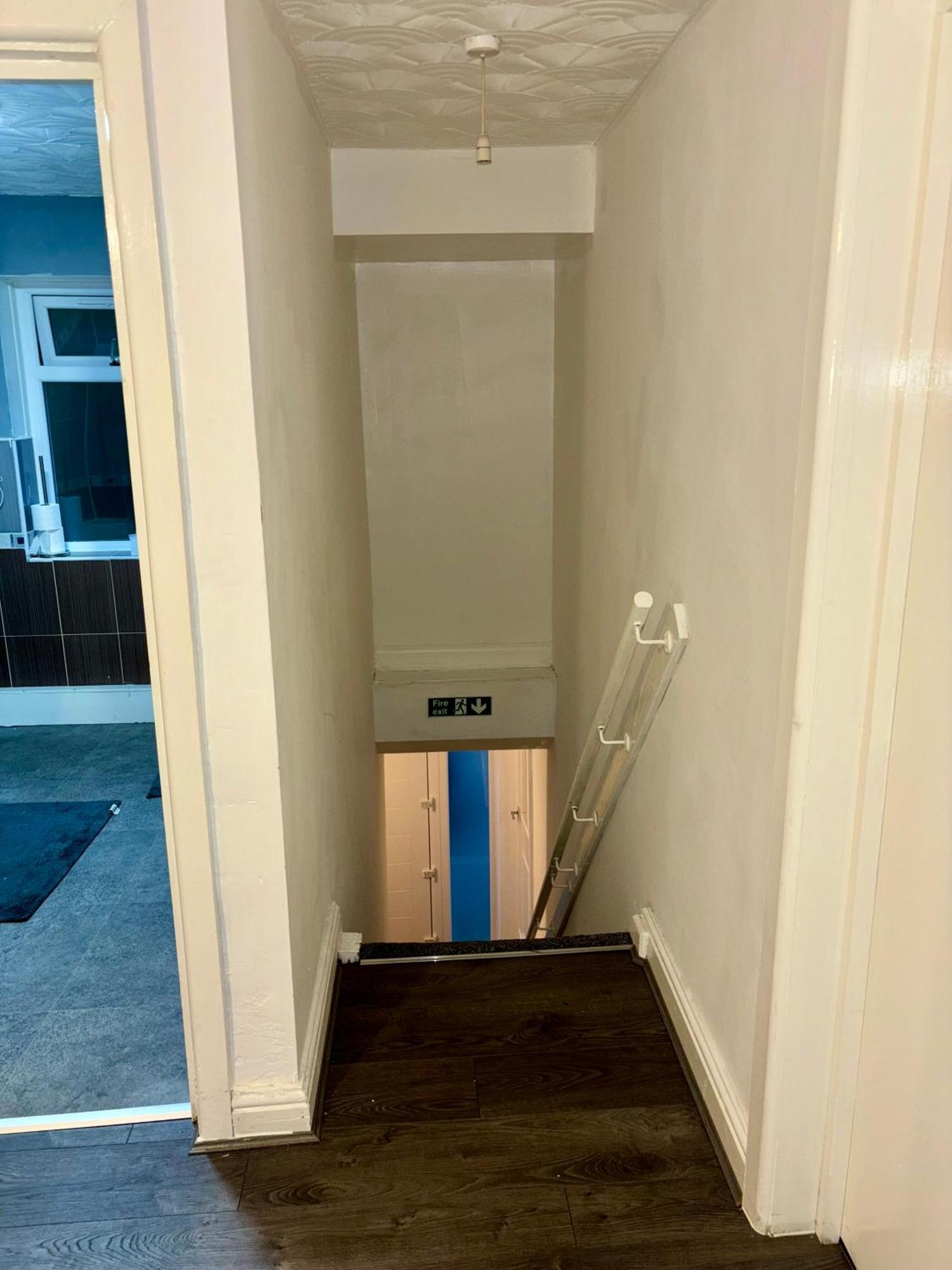מלון דאדלי Stainless Guests House מראה חיצוני תמונה